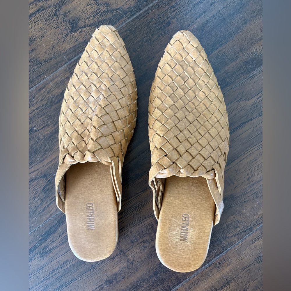 Mihaleo Paloma Woven Leather Mules size 8